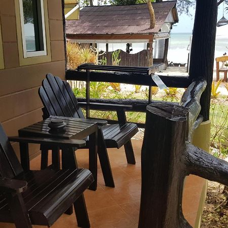 Lanta Castaway Beach Resort Ko Lanta Δωμάτιο φωτογραφία