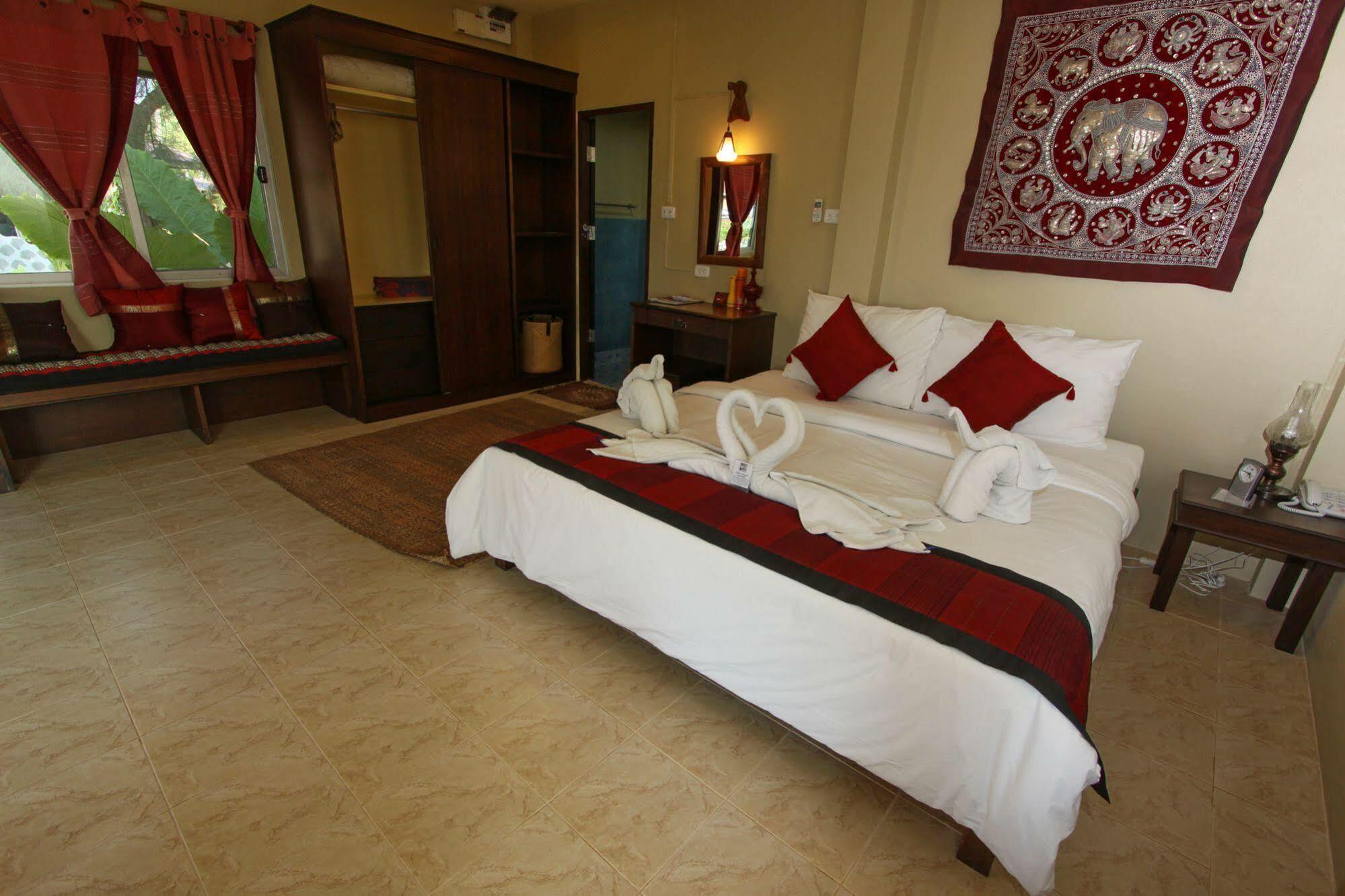 Lanta Castaway Beach Resort Ko Lanta Εξωτερικό φωτογραφία