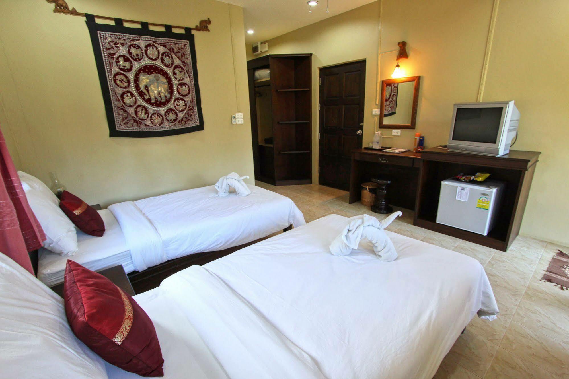 Lanta Castaway Beach Resort Ko Lanta Εξωτερικό φωτογραφία